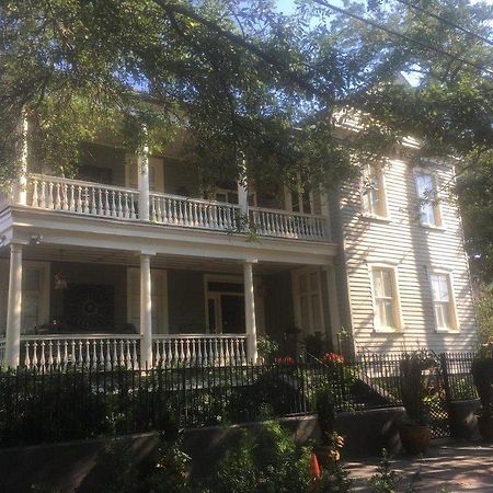22 Charlotte Panzió Charleston Kültér fotó